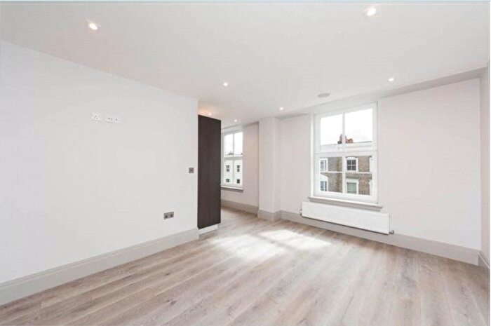 1 Bedroom Flat To Rent In Grayton House, - Fulham Road, London, SW6