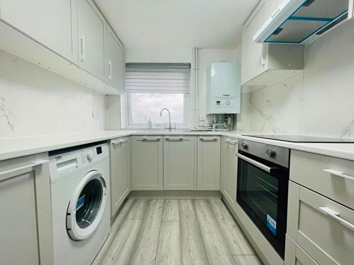 1 Bedroom Apartment To Rent In Townfields, Hatfield, AL10