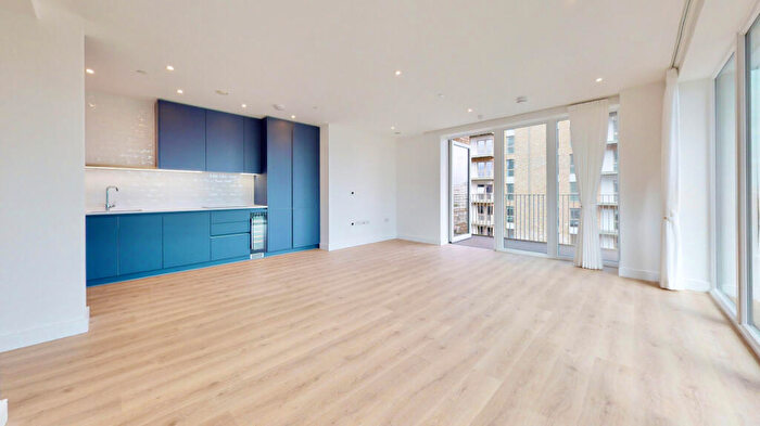 3 Bedroom Flat To Rent In Affinity House, Beresford Avenue, Wembley, HA0