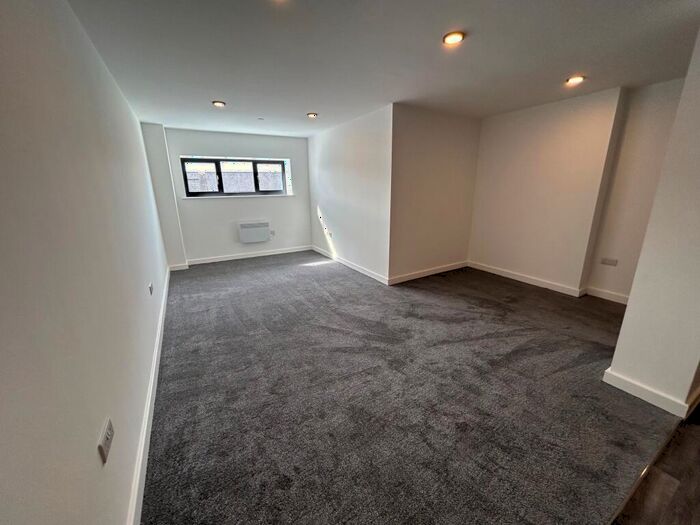 1 Bedroom Apartment To Rent In Burlington Square, Chesterfield, S40