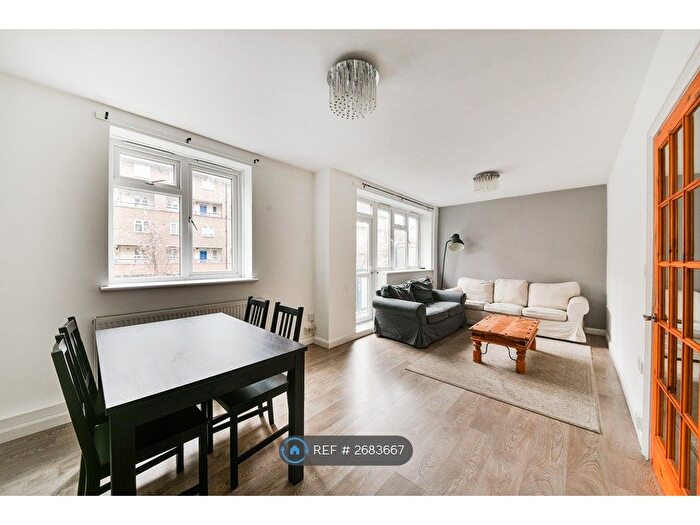 3 Bedroom Flat To Rent In Paragon Road, London, E9