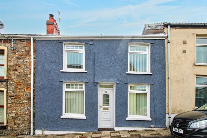 1 Bedroom Property For Sale In Station Street, Pontlottyn, Bargoed, CF81