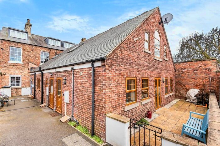 2 Bedroom Flat For Sale In George Court, Sowerby, Thirsk, YO7