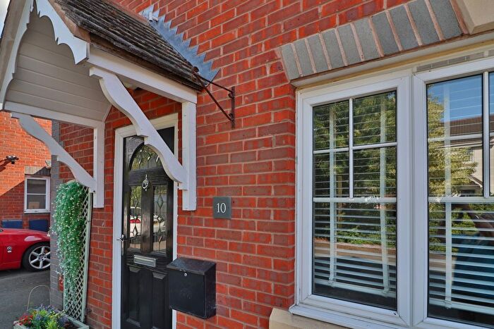 3 Bedroom Link Detached House For Sale In Dunkirk Drive, Norton, WR5