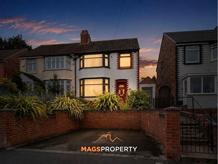3 Bedroom Semi-Detached House For Sale In Halton Road, Runcorn, WA7