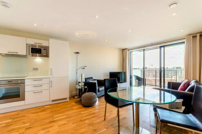 1 Bedroom Flat To Rent In Maltby Street, Bermondsey, London, SE1