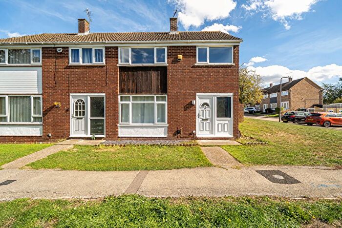 3 Bedroom End Of Terrace House For Sale In Furness Crescent, Milton Keynes, MK3