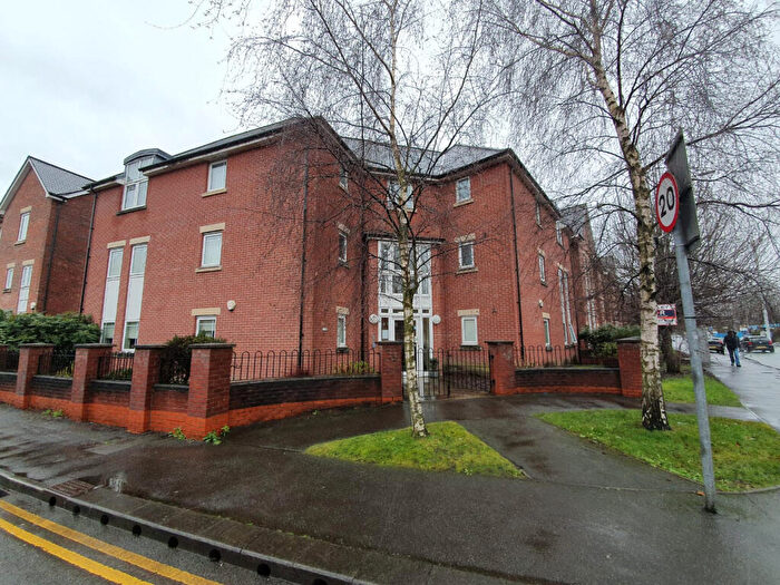 2 Bedroom Apartment To Rent In Chorlton Road, Hulme, M15
