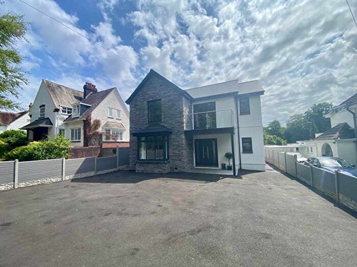 4 Bedroom Detached House To Rent In Clydach Road, Ynystawe, Swansea, City And County Of Swansea., SA6