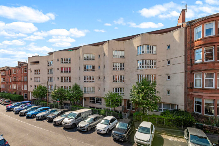 2 Bedroom Flat For Sale In /, Trefoil Avenue, Shawlands, G41