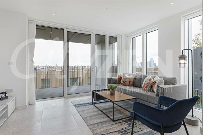 1 Bedroom Flat To Rent In Bouchon Point, Cendal Crescent, London, E1