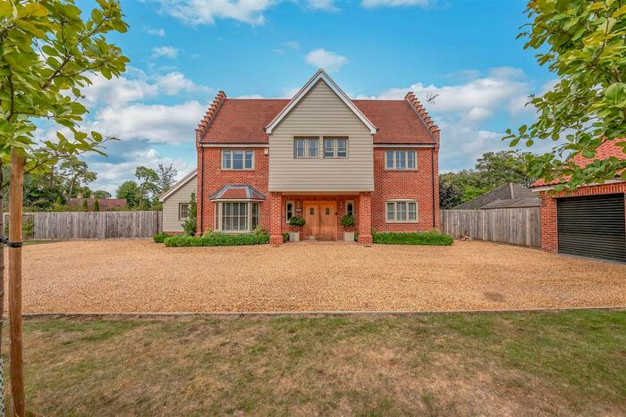 5 Bedroom Detached House For Sale In The Acorns, Beyton Road, Thurston, Bury St. Edmunds, IP31