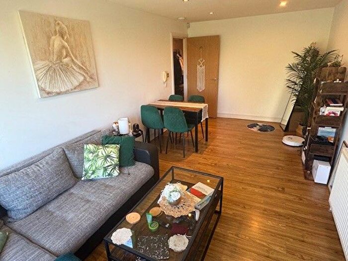 1 Bedroom Flat To Rent In Olympian Court, Wick Lane, London, E3
