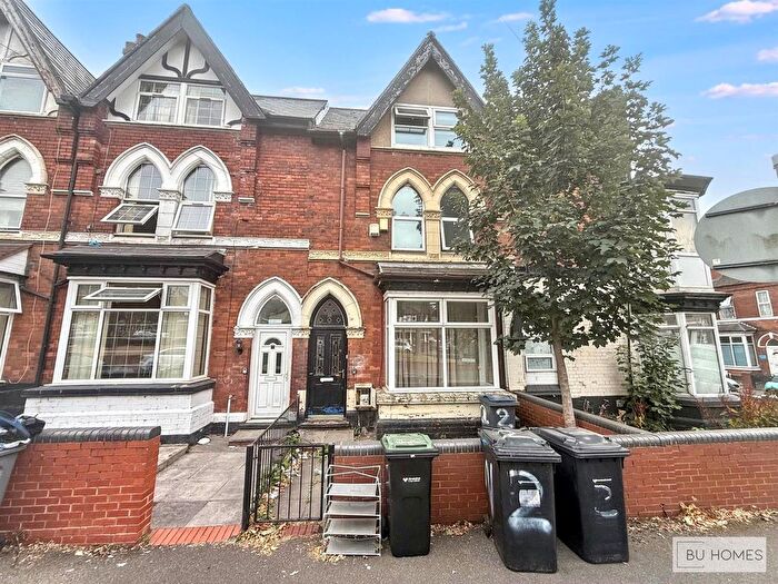 4 Bedroom Terraced House To Rent In Carlton Avenue, Birmingham, B21