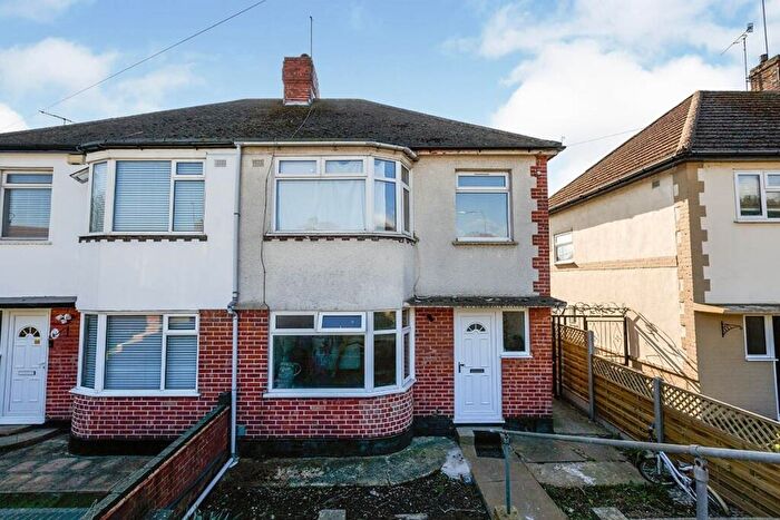 3 Bedroom Semi-Detached House To Rent In Old Road East, Gravesend, Kent, DA12