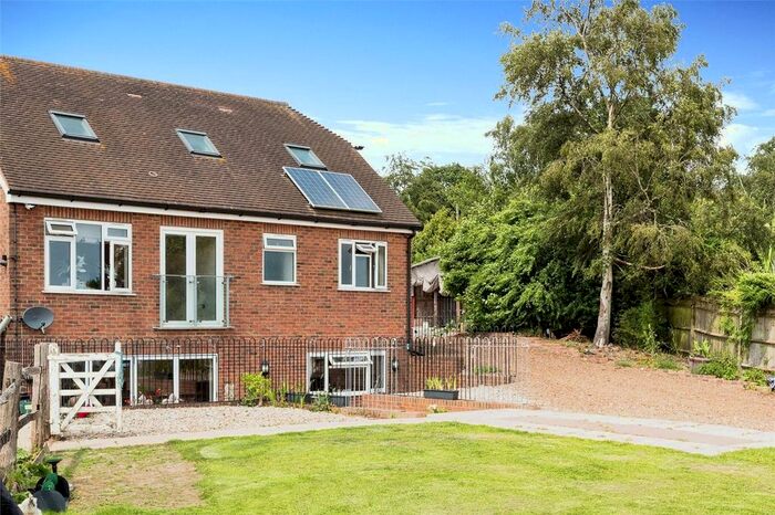 5 Bedroom Detached House For Sale In Horns Corner, Catsfield, Battle, East Sussex, TN33