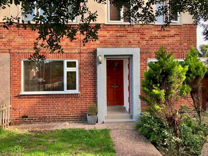 2 Bedroom Flat To Rent In Beechwood Avenue, Greenford, UB6