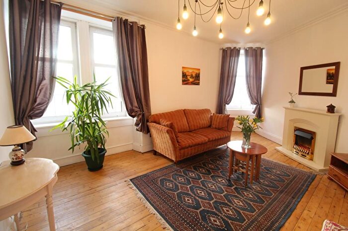 1 Bedroom Flat To Rent In Great Western Road, Second Floor Right, Aberdeen, AB10
