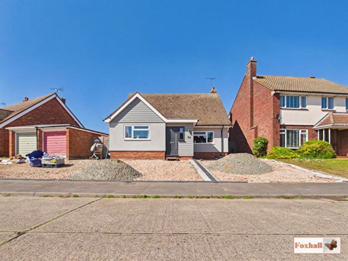 4 Bedroom Detached Bungalow For Sale In Dorchester Road, Ipswich, IP3