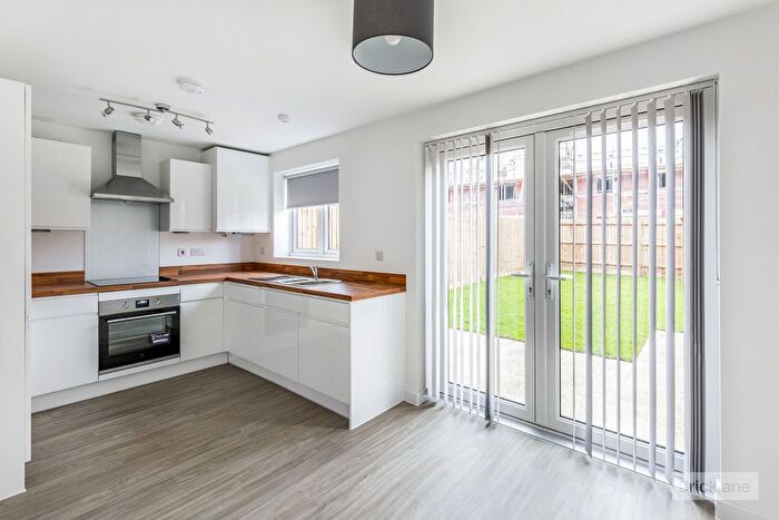 3 Bedroom Property To Rent In Ladybird Way, Rothwell, Kettering, NN14