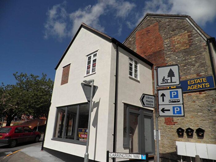 2 Bedroom Flat To Rent In High Street, Wincanton, Somerset, BA9