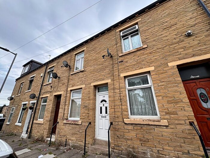 2 Bedroom Terraced House To Rent In Bradford, BD8