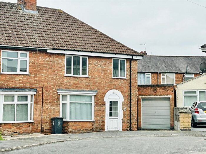 3 Bedroom Semi-Detached House For Sale In St. Bernards Avenue, Belgrave, Leicester, LE4