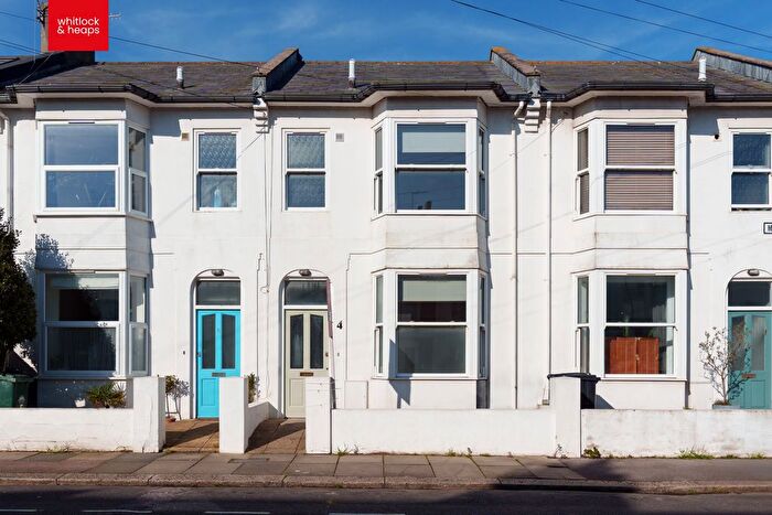3 Bedroom Terraced House For Sale In Montgomery Terrace, Hove, BN3