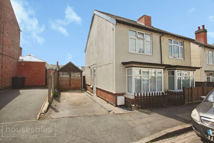 3 Bedroom Semi-Detached House For Sale In Edward Street, Hinckley, LE10
