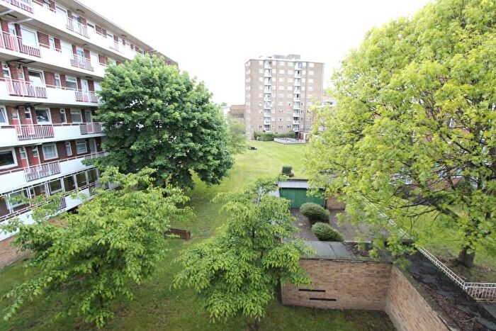 4 Bedroom Flat To Rent In Bayham Street, London, NW1