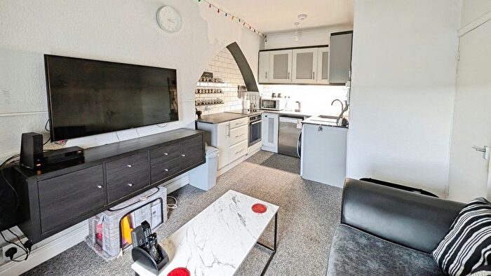 1 Bedroom Flat For Sale In Cowbridge Road East, Cardiff, Cardiff, CF5