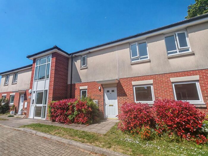 2 Bedroom Apartment To Rent In School Close, Chesham, HP5