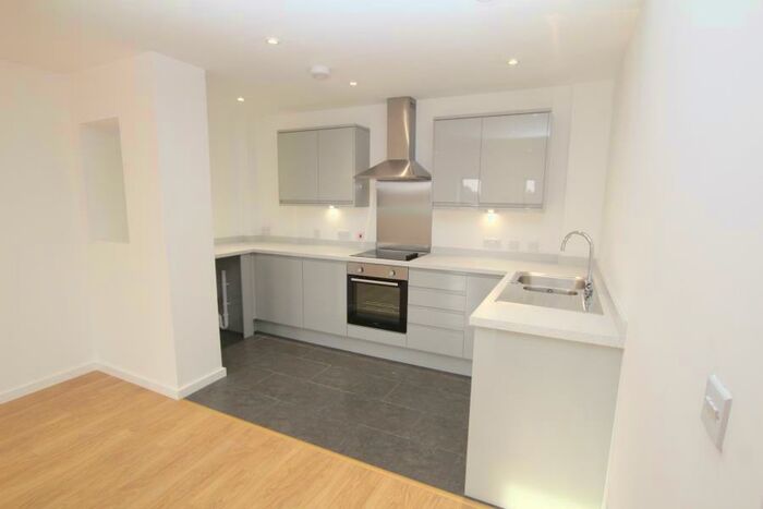 2 Bedroom Flat To Rent In Brigstowe Apartments - Shirehampton, BS11