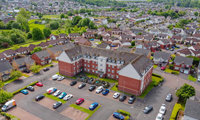 2 Bedroom Flat For Sale In Lowndes Court, Barrhead, Glasgow, G78