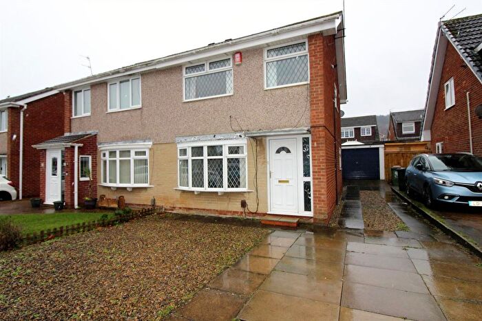 3 Bedroom Semi-Detached House To Rent In Crowhurst Close, Guisborough, TS14