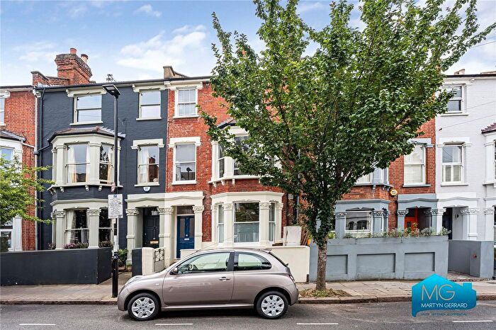 2 Bedroom Flat To Rent In Ronalds Road, Highbury, London, N5