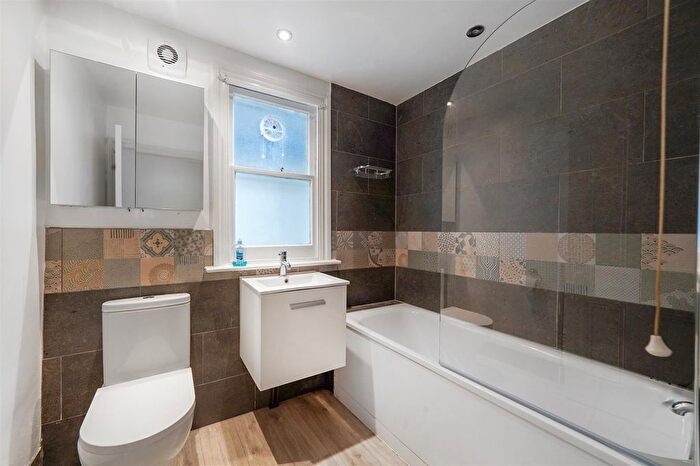 1 Bedroom Flat For Sale In Mexfield Road, London, SW15