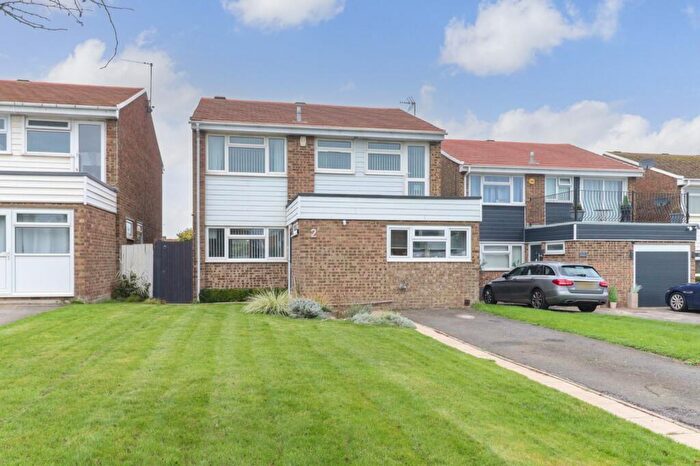 4 Bedroom Detached House For Sale In Monkton Gardens, Cliftonville, Margate, Kent, CT9