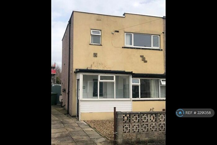 3 Bedroom Semi-Detached House To Rent In Daleside Avenue, Pudsey, LS28