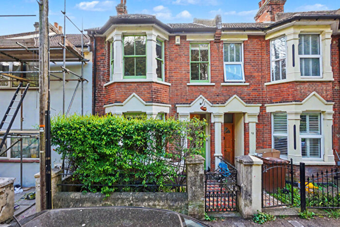 3 Bedroom Terraced House For Sale In Boundary Road, ME4