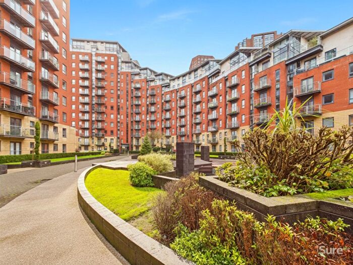 2 Bedroom Flat To Rent In Gotts Road, Beringa Gotts Road, LS12