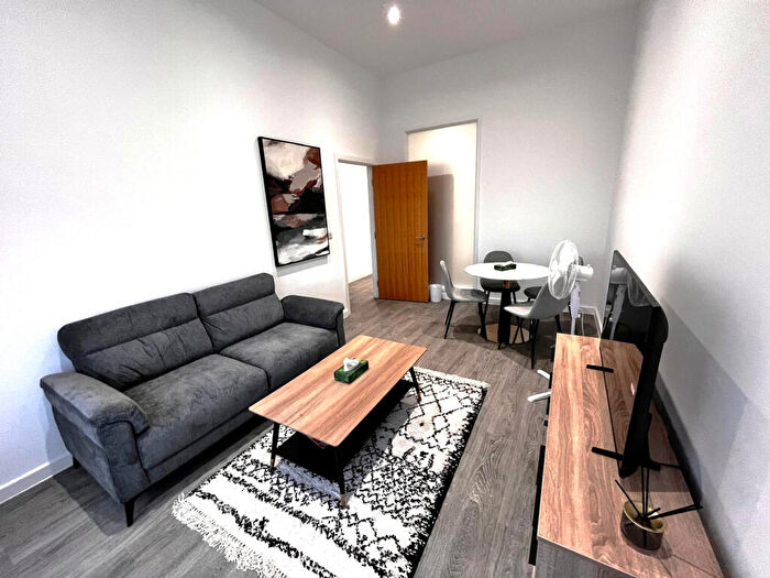 2 Bedroom Apartment To Rent In Lower Vickers Street, Manchester, Lancashire, M40