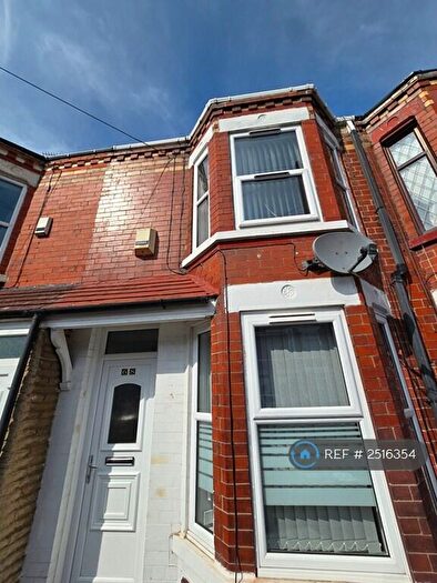 2 Bedroom End Of Terrace House To Rent In Huntingdon Street, Hull, HU4