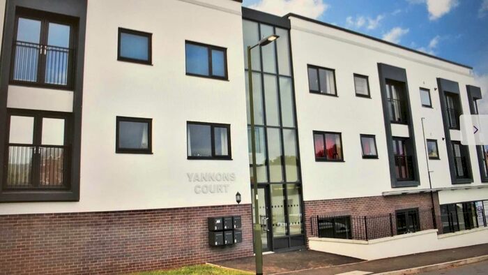 2 Bedroom Flat To Rent In Yannons Court, Yannons Road, Paignton, TQ4