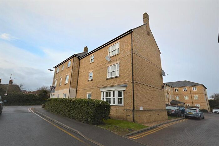 1 Bedroom Flat For Sale In Wickham Crescent, Braintree, CM7