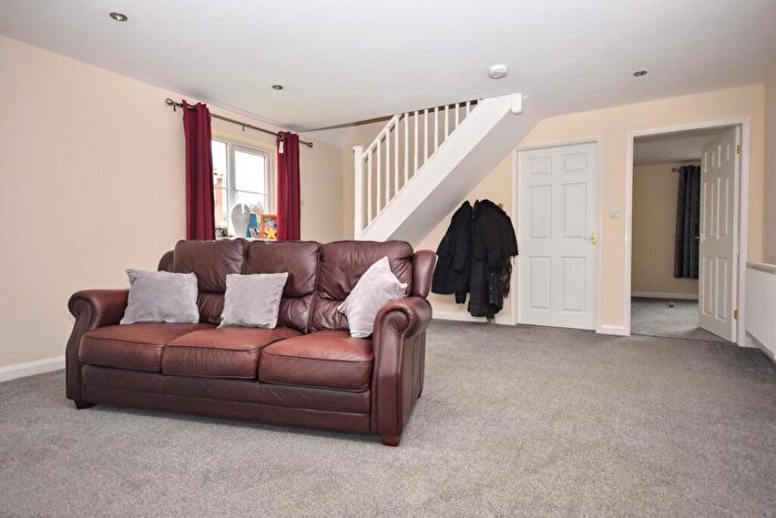 4 Bedroom Detached House For Sale In Warren Road, Saltfleet, LN11