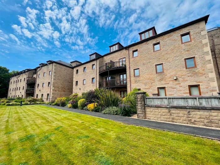 2 Bedroom Apartment For Sale In Wheatley Lane Road, Barrowford, Nelson, BB9