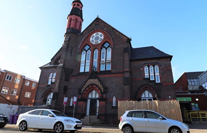 2 Bedroom Flat For Sale In High Park, Liverpool, L8