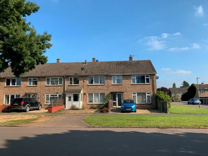 3 Bedroom Terraced House To Rent In Leach Road, Bicester, OX26