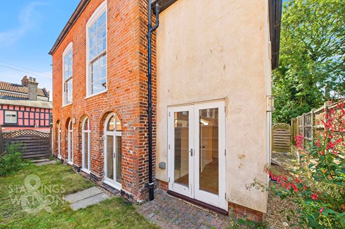 3 Bedroom Town House To Rent In Broad Street, Bungay, NR35